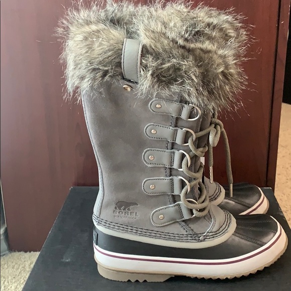 Sorel Joan of Arctic Boots - Picture 3 of 5
